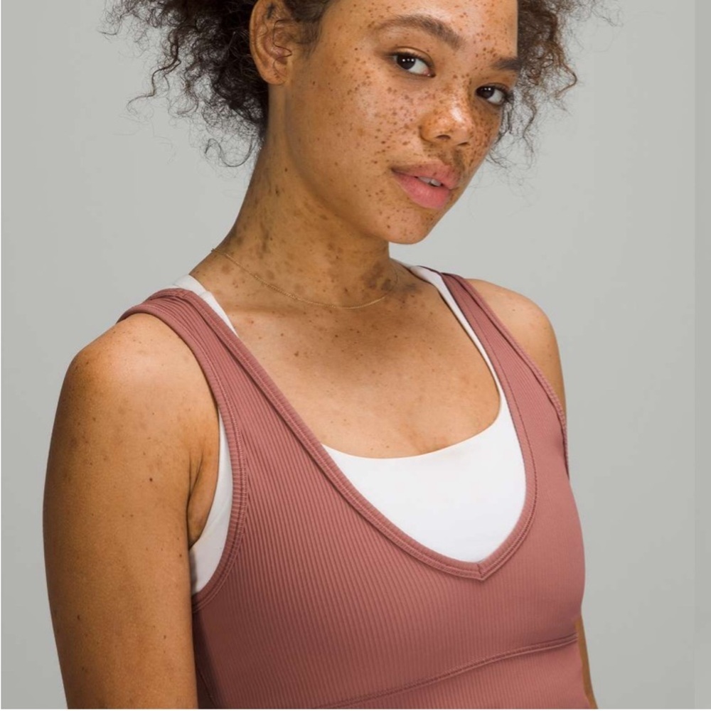 Lululemon‎ Power Pivot Tank *Rib - Picture 6 of 6